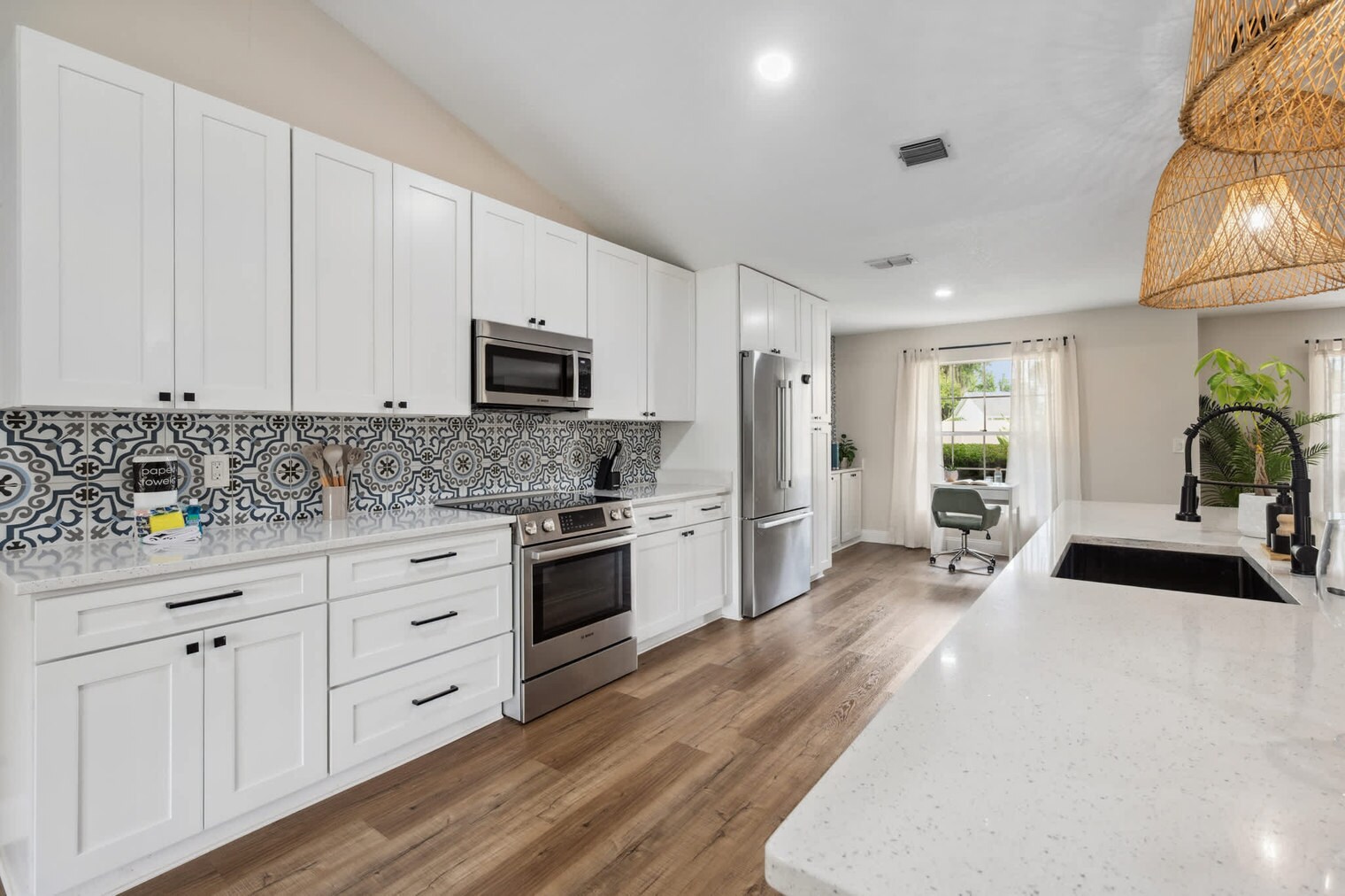 Building Photo - 4520 Lake Gem Cir