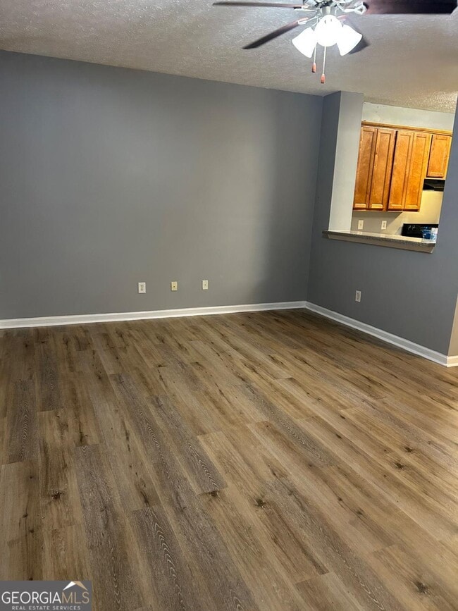 Building Photo - 4201 High Park Ln