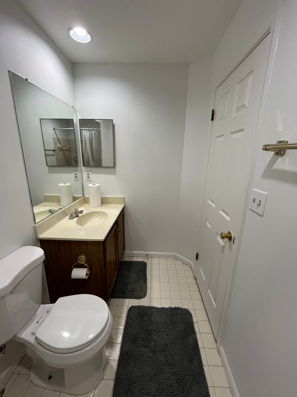 Building Photo - 8929 Harkate Way