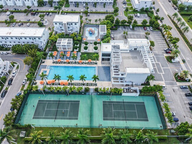 Building Photo - 10373 NW 68th Terrace