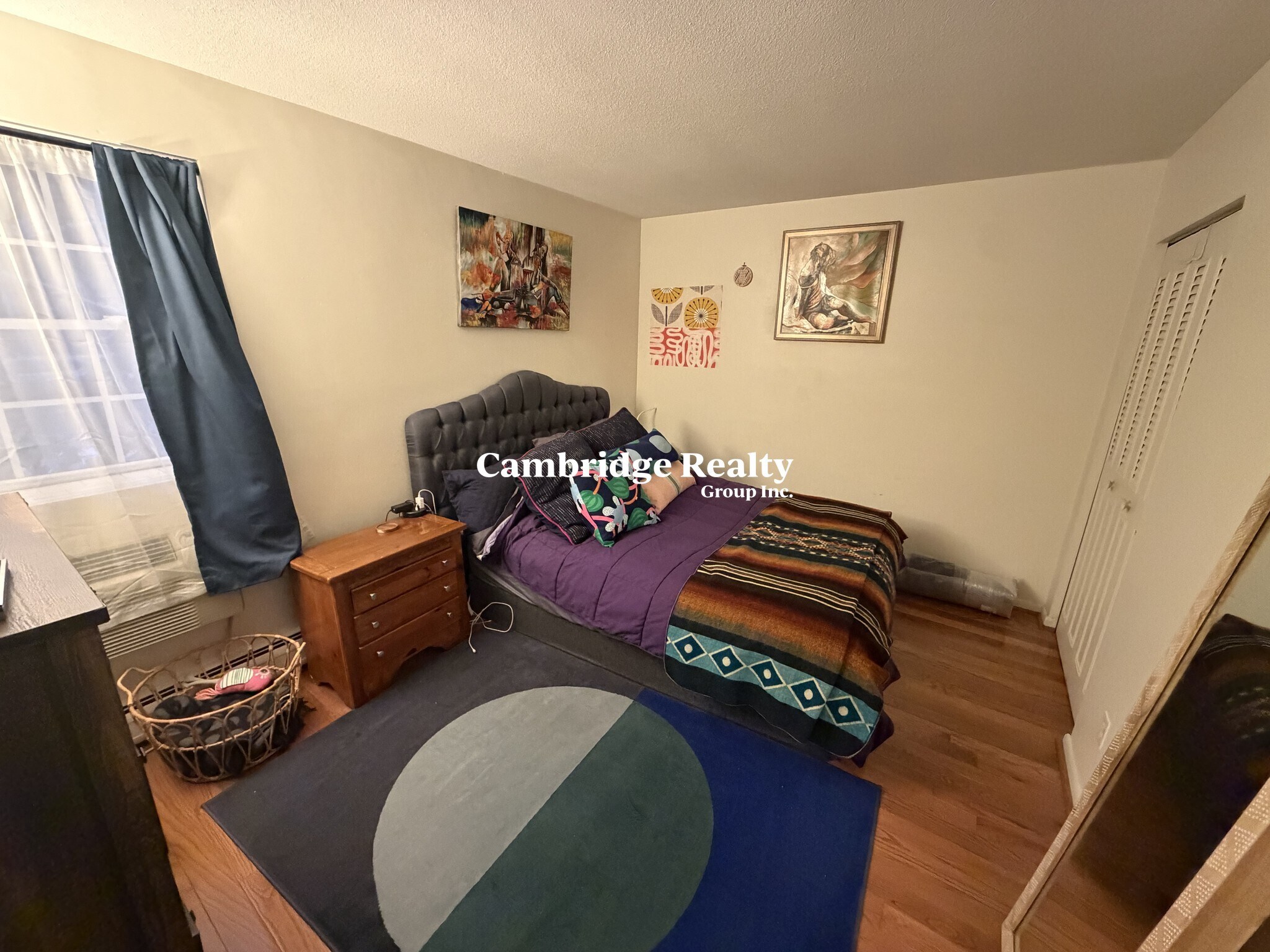 Building Photo - 803 Centre St