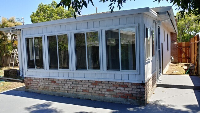 Building Photo - AMAZING Updated 3 Bedroom/2 Bath Home in Good School Area! - BERRYESSA