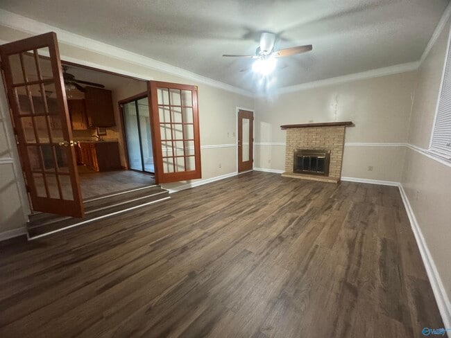 Building Photo - 3009 Fairacres Rd SW