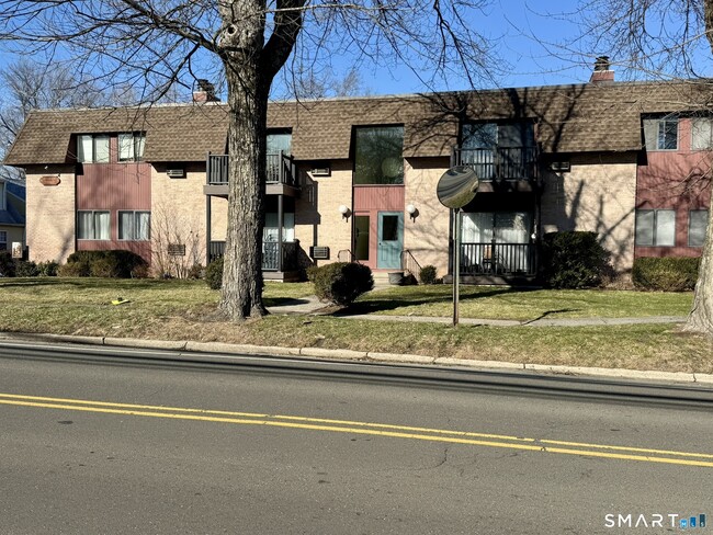 Building Photo - 76 Maple Tree Ave