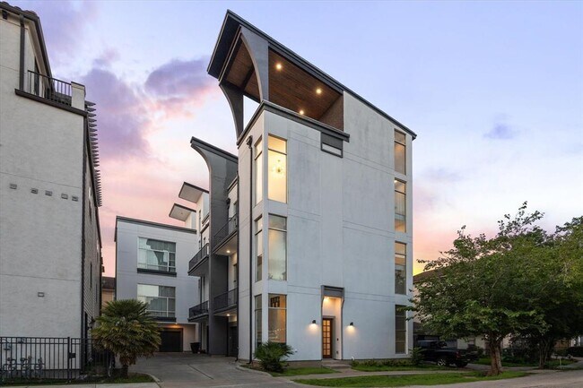 Building Photo - 4218 Gibson St