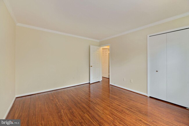 Building Photo - 4813 Marymead Dr
