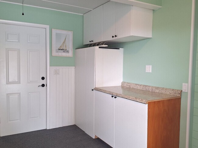 Building Photo - LOCATION LOCATION MAINLAND NEW SMYRNA BEACH!