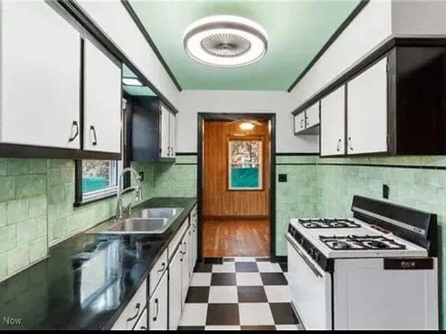 Building Photo - Robinson beautiful home