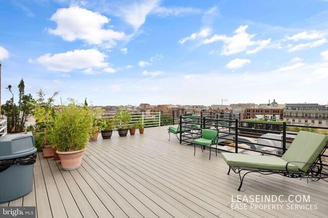 Building Photo - 1545 18th St NW