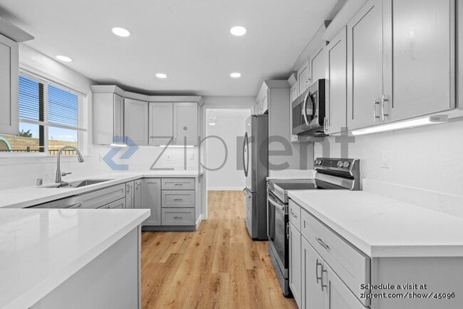 Building Photo - 1275 Sweetbrier Pl