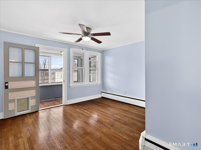 Building Photo - 91 Jewett St