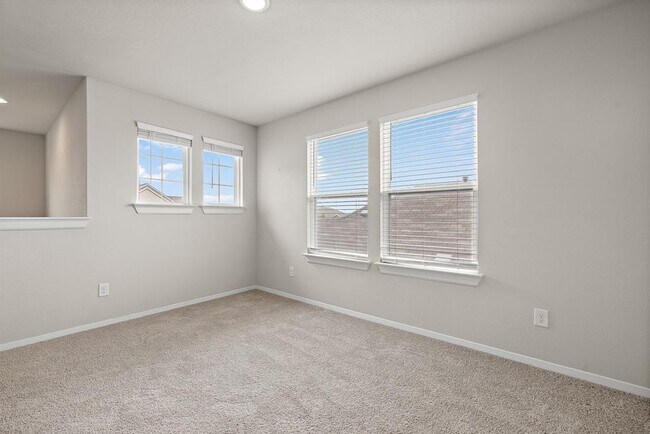Building Photo - 109 Fabion St