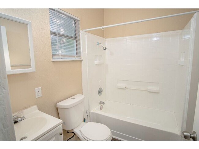 Building Photo - 4109 S Presa St