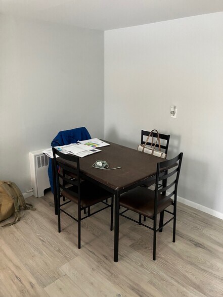 Building Photo - 106 Prospect St