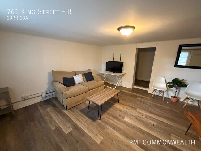 Building Photo - 761 King St