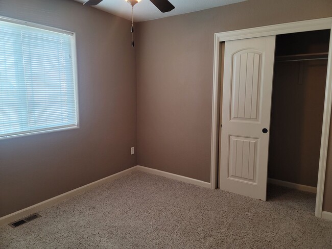 Building Photo - 4017 Gunsmoke Rd