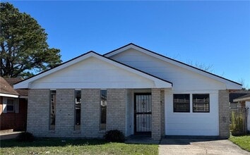 Building Photo - 14936 Curran Rd