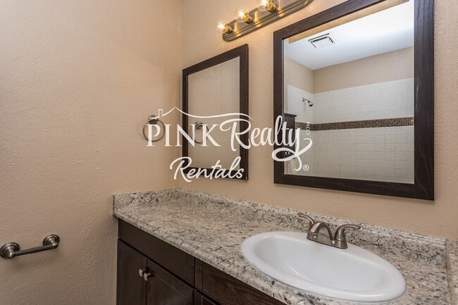 Building Photo - 8274 Caravel Dr