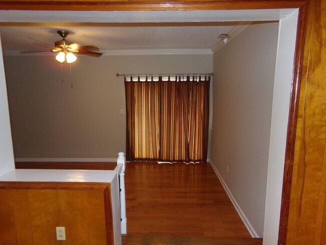 Building Photo - Charming Home in Havelock