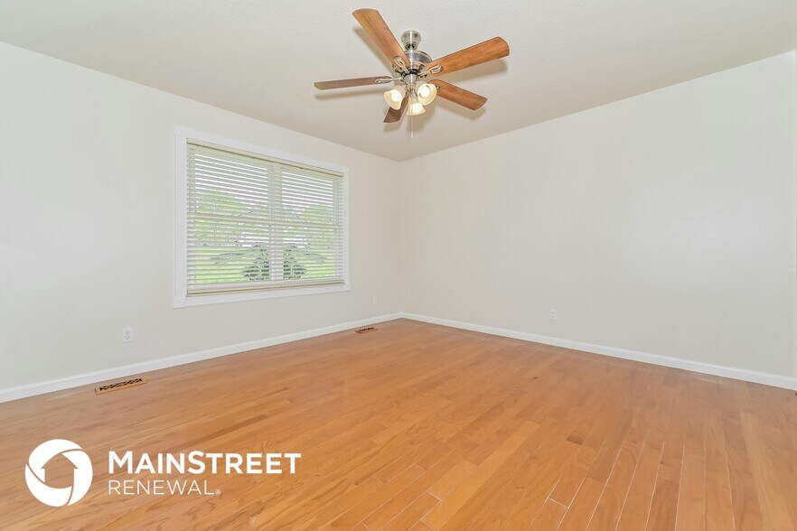 Building Photo - 5505 Malmsbury Rd NW