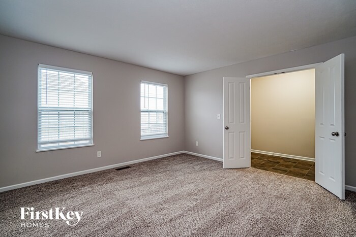 Building Photo - 202 Lanthorn Pond Dr