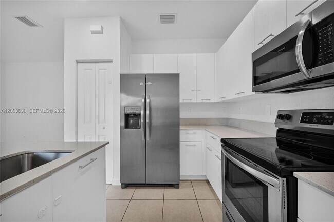 Building Photo - 12429 NW 23rd Ct