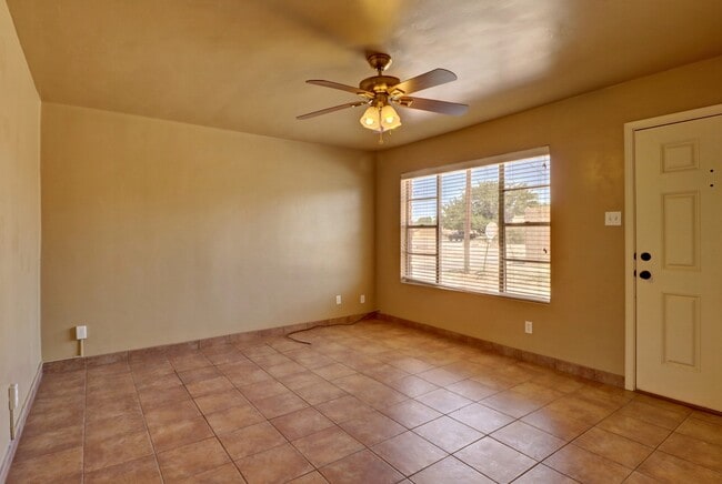 Building Photo - 2170 Calle De Santa Ana