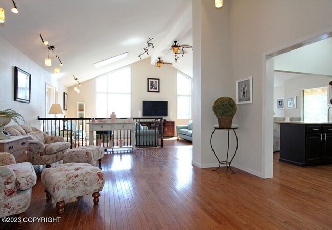 Building Photo - 524 Eyak Dr