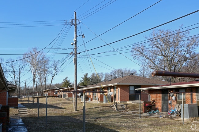 Building Photo - Alton Acres