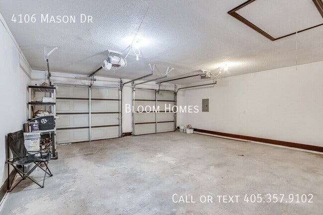 Building Photo - 4106 Mason Dr