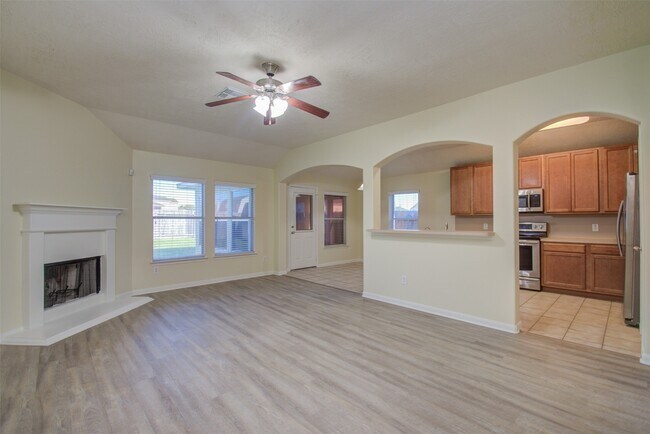 Building Photo - 14903 Lanai Dr