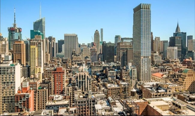 Building Photo - 35 W 33rd St