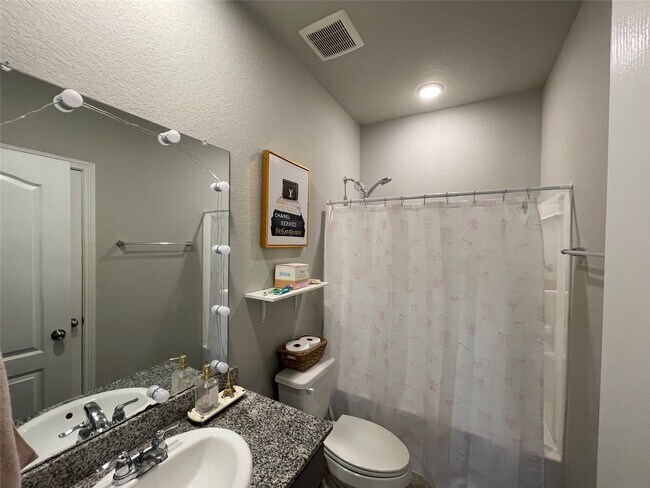 Building Photo - 25511 Northpark Lake Dr