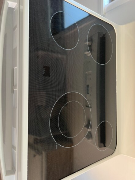 Building Photo - 132 S Apple St