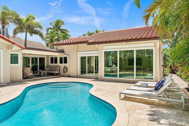 Building Photo - 107 Mako Ln