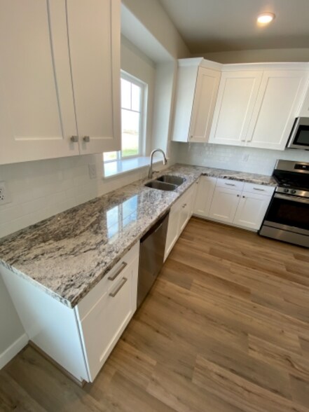 Building Photo - 4211 W Willard Park Ct