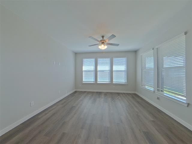 Building Photo - 8120 Brookhaven Dr