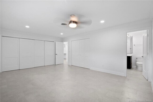 Building Photo - 1230 NW Fork Rd