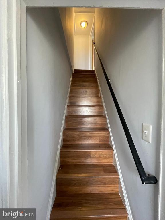 Building Photo - 3211 Varnum St