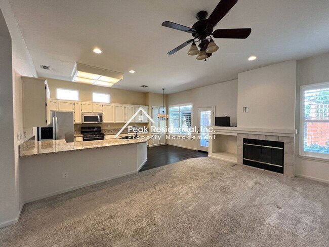 Building Photo - Wonderful 3bd/2ba Elk Grove Home!