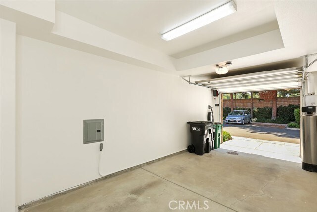 Building Photo - 138 Coralwood