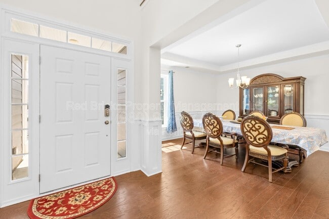 Building Photo - 14917 Baldridge Dr