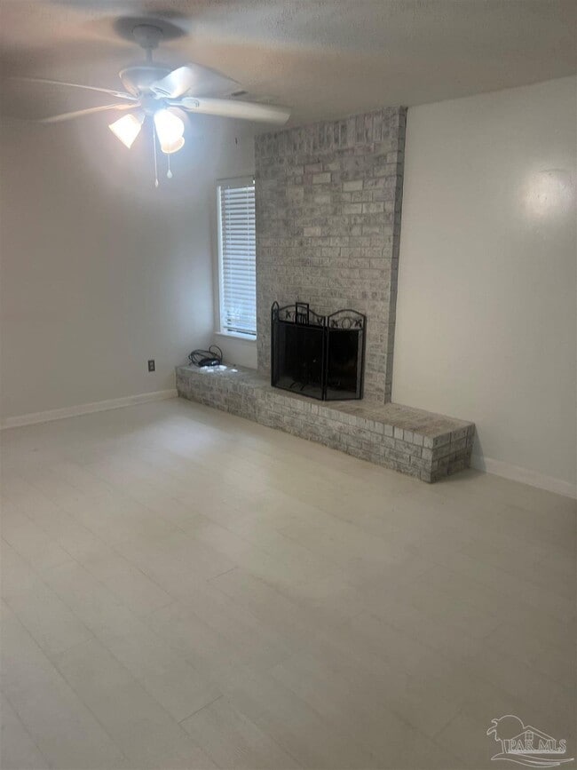 Building Photo - 7150 Dogwood Terrace Dr