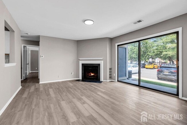 Building Photo - 2609 Lighthouse Ln