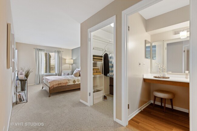 Building Photo - 1527 Westminster Dr