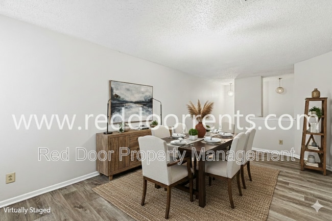 Building Photo - 2249 Collins Way