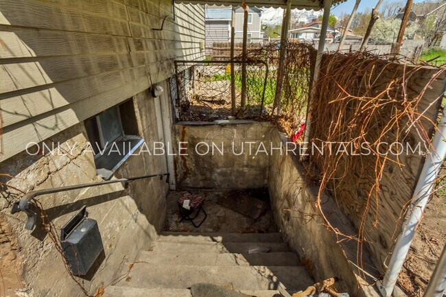Building Photo - 138 N 900 W