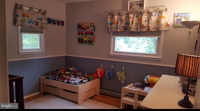 Building Photo - 14607 Anderson St