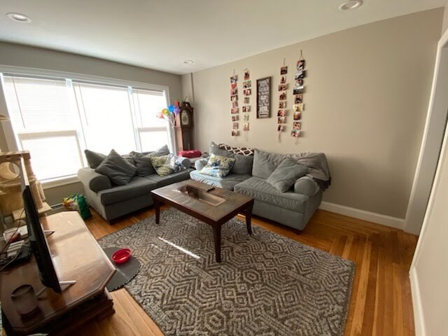 Building Photo - 63 Jastram St