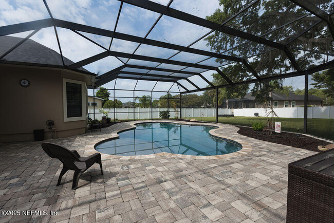Building Photo - 5335 Clapboard Creek Dr